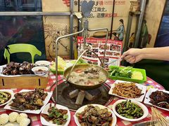 -江湖亮亮蒸虾大排档烤全羊清真(武汉总店)