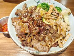 -POKEE VIA&Brunch·维娅(重庆来福士店)