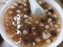 -芳婆糕团店(王府大街店)