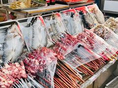 -布尔津河堤夜市