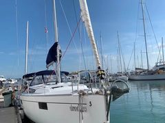 -班达拉奈克国际机场