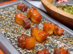 -红鼎豆捞·非遗鲍皇汤火锅(宝丰路店)