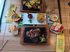 -豪客来牛排(重庆三峡广场步行街1704店)