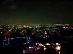 -草山夜未眠景观餐厅