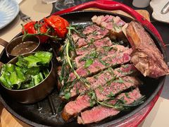 -斯普汇生蚝牛排馆(中骏世界城店)