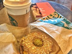 牛油果焙果-星巴克(北京首都国际机场7店)