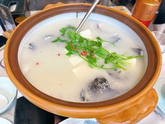鱼头豆腐汤-宝荣鱼馆·临湖之宴(千岛湖店)