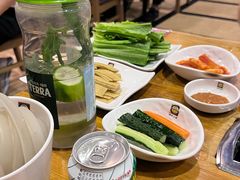 -喇喇排骨火锅·传统韩式脊骨汤(望京西园总店)