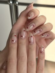 -LISSOM莉森 Nail ·美甲美睫原创定制店