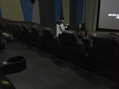 -天幕新彩云国际影城(激光巨幕店)