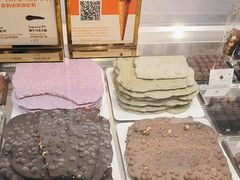 -VENCHI 闻绮(上海佛罗伦萨小镇店)