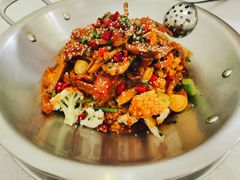 -张大师鸭爪爪特色干锅(南湖店)