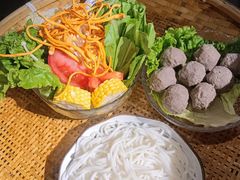 -云荷里·蒸汽石锅鱼·云南菜(中发百旺店)