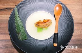 Japanese-Style Braised Goose Liver with Simmered First Snow Radish Paste
