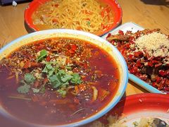 -先启半步颠小酒馆(虹桥龙湖天街店)