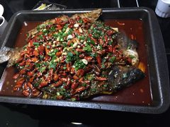 -鸣记脆皮烤鱼(铁西店)