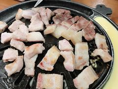 -仨仨米炭火烤肉