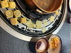 -阿山卓·野生菌火锅·纳西火塘烤肉