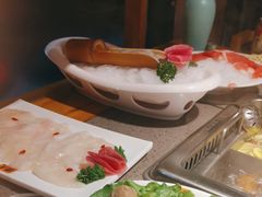 -渝夫虾滑火锅(解放路旗舰店)