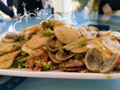 海鲜炒年糕-金海湾海鲜排档(朱家尖店)