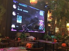 -临界音乐酒馆·小龙虾·江湖菜(华熙LIVE·鱼洞店)