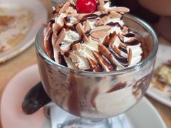 特浓热巧克力圣代-The Cheesecake Factory芝乐坊餐厅(王府中环东座店)