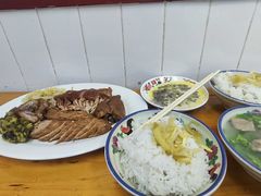 -明姨仔潮汕美食·碳炉猪脚·汕尾牛腩饭·起片鸡煲(起义路店)