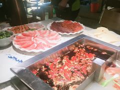 -二荆条·蜀鲜汇城市森林火锅