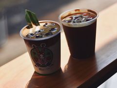 -red donkey coffee