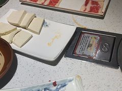 -贵府酸汤牛肉火锅·贵州老字号(飞山街店)