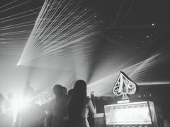 -简奥斯汀·赫本酒吧