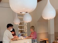 -VERIE BAKEHOUSE