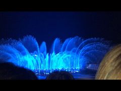 -东港音乐喷泉广场