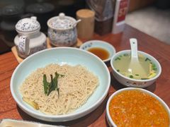 -裕兴记•蟹黄面馆(人民广场店)