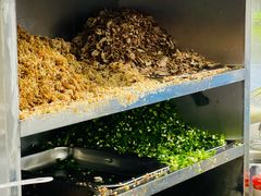 餐具摆设-文惠桥头大华干捞粉