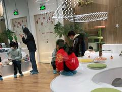 -COLOR PETS 撸猫馆·购猫·猫咖(长风大悦城店)