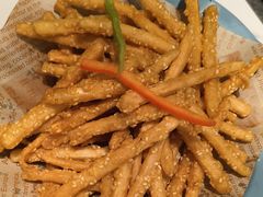 -黄记煌三汁焖锅(新佳丽江汉路店)