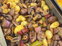 -老东镇啤酒屋海鲜加工·蒸汽海鲜·海鲜烧烤(台东店)