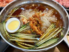 -韩风烤牛肉冷面店