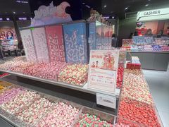 -泡泡玛特POPMART(上海环贸iapm商场店)