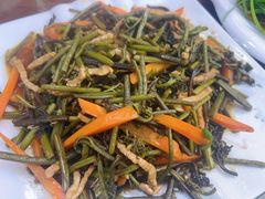 -连池鱼豆味坊(风景区店)