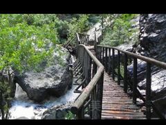 -黄金寨原生态旅游区