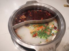 红白鸳鸯-屋头串串(新街里店)