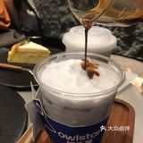 右滑看体育西超人气新店猫头星椰子咖啡探店照哈哈！