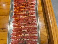 -汉城烤肉·黑金冠(华山路店)