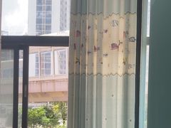 -咿呀口腔(光谷分院)