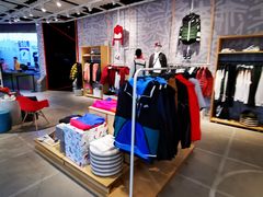 -NIKE KICKS LOUNGE体验店(北京新中关店)