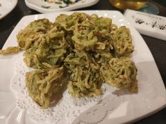 香炸萝卜丝丸子-燕青小馆(东园大厦店)