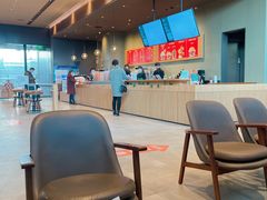大堂-星巴克(成都东站店)