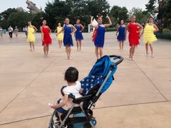 -七彩云南欢乐世界